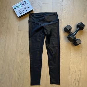 Noli Yoga Black Liquid Legging